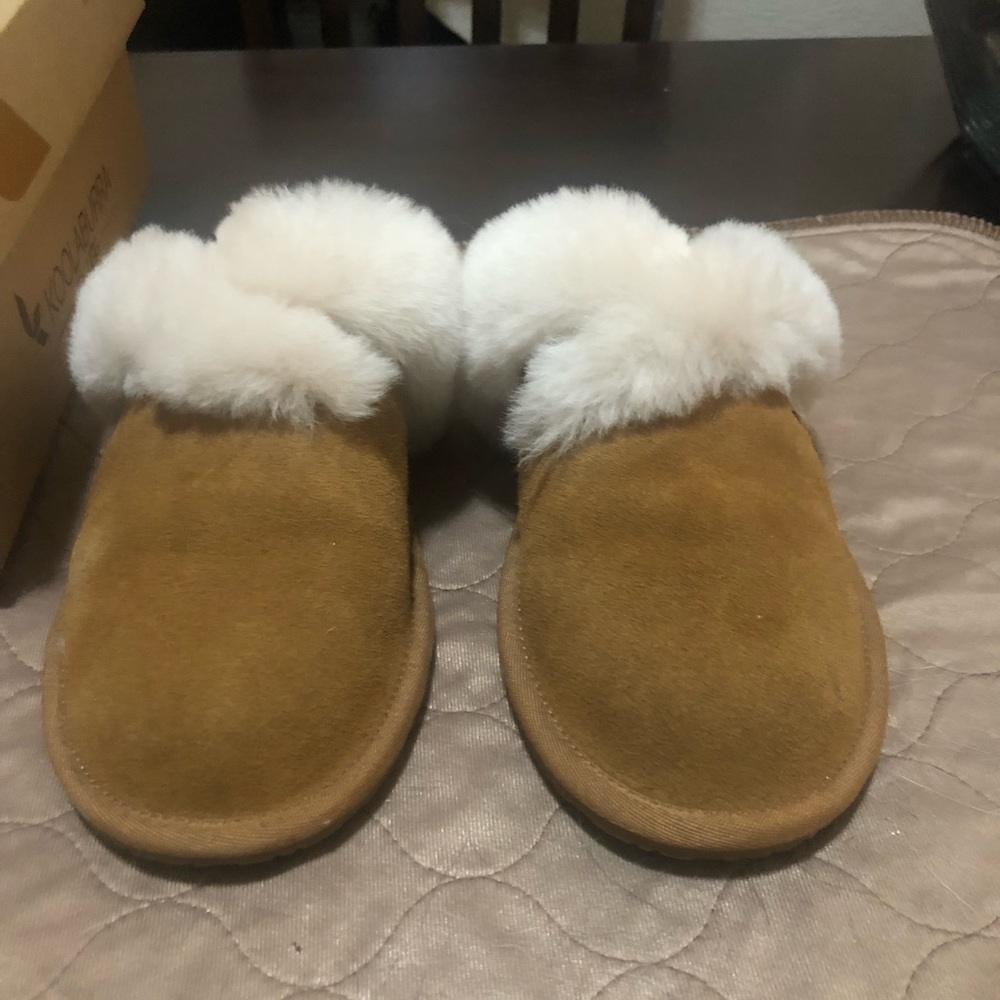 Kookaburra by UGG slippers